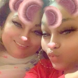 Meet your Posher, Alejandra